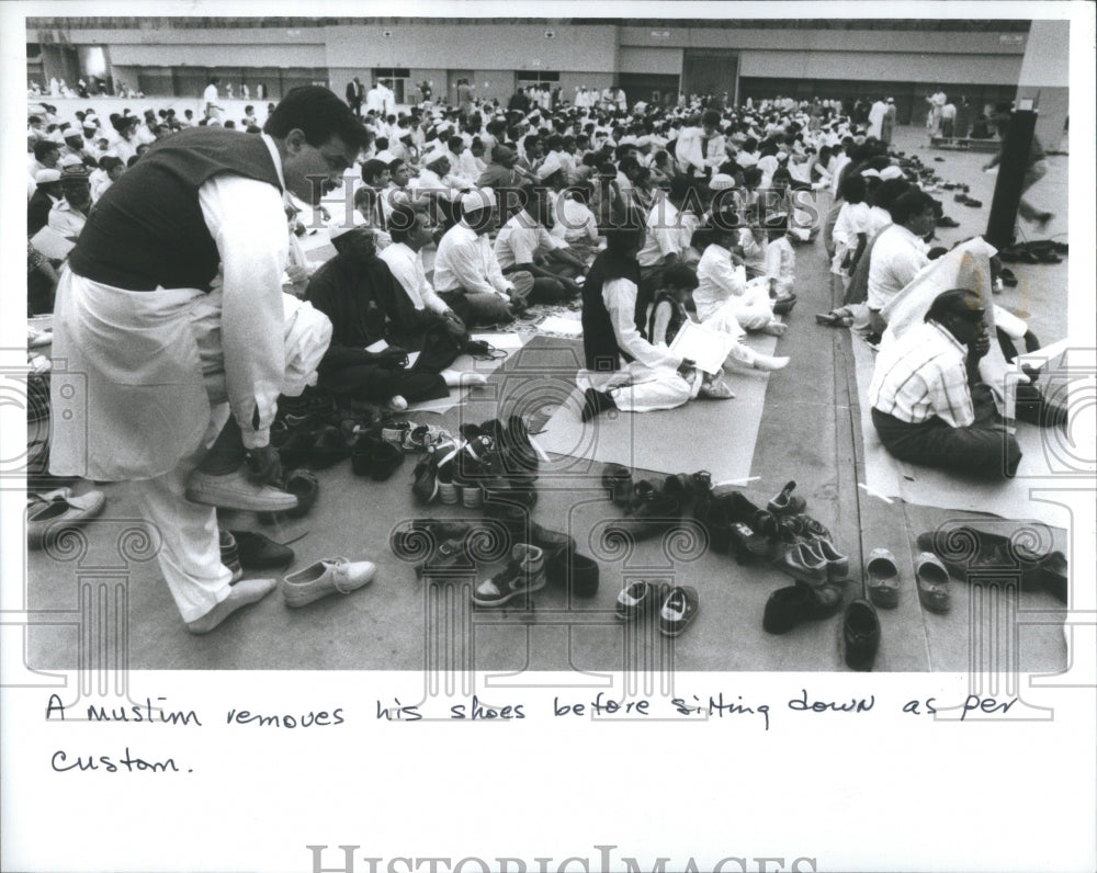 1988 Press Photo Muslim Pilgrimage Mecca Prayer