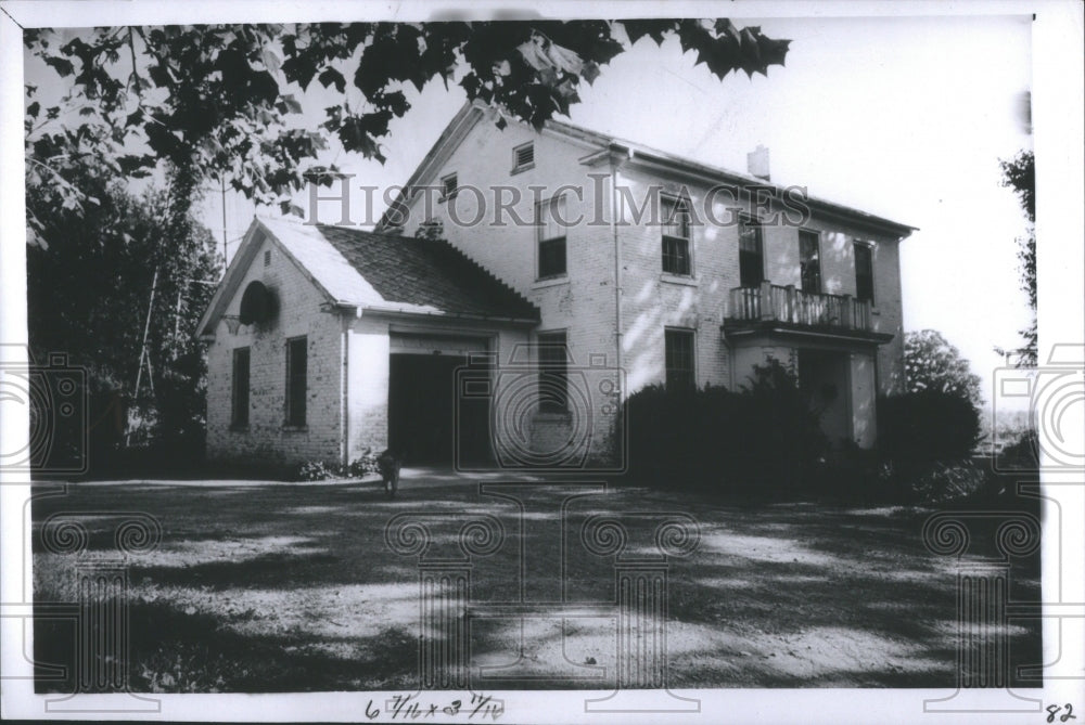 1971 Press Photo Residence or Refuge