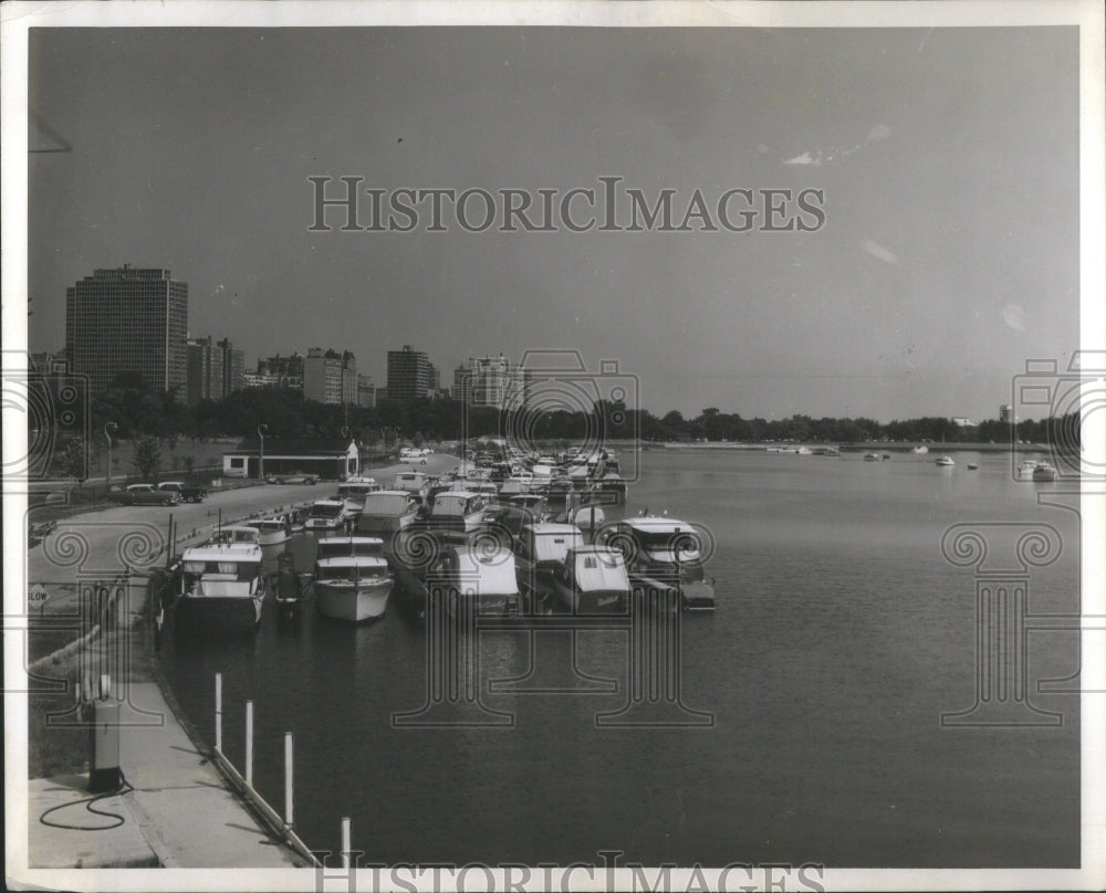 1956 Press Photo Harbor Ship Herd