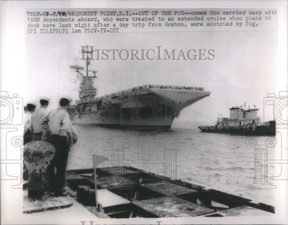 1966 Press Photo Wasp Plans Boston fog Ship People