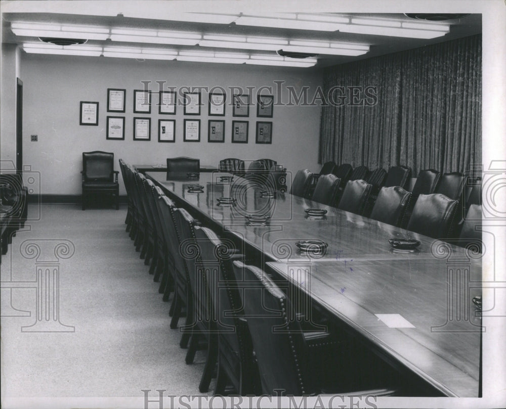 1961 Press Photo General Motors Small Meeting Room