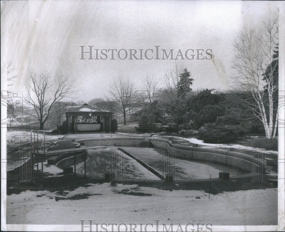 1957 Press Photo Alfred G Wilson Detroit Banker Home