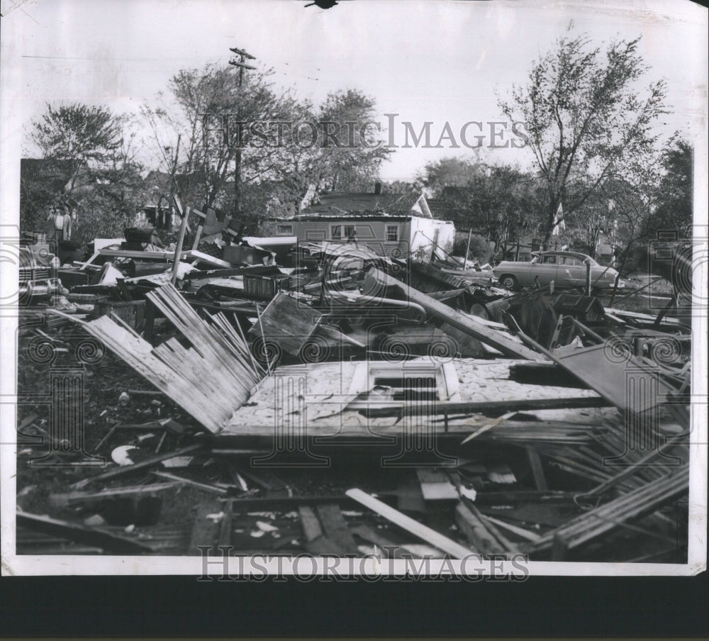 1953 Press Photo House Destroyed by Storm in Michigan