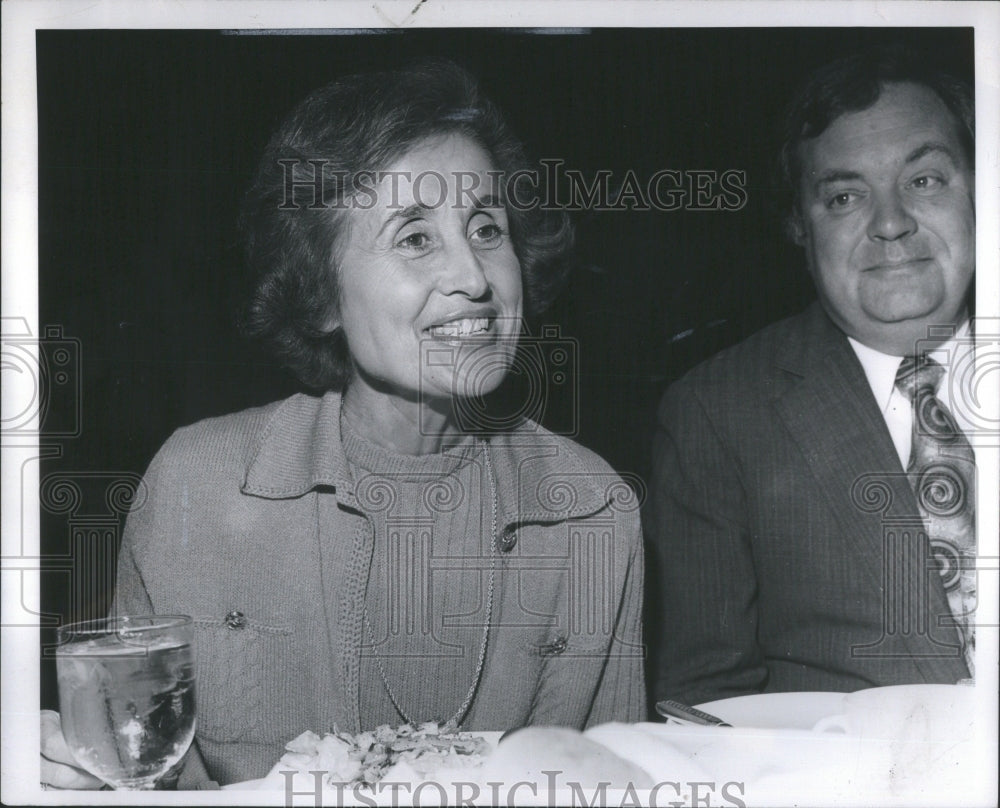 1977 Press Photo Secretary Krep and Senator Boe