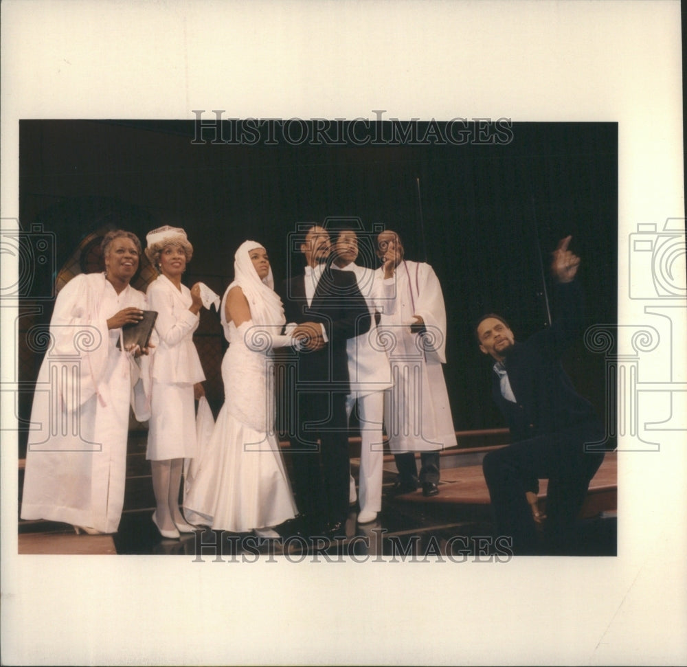 1987 Press Photo Ron Milner Playwright Directs Cast