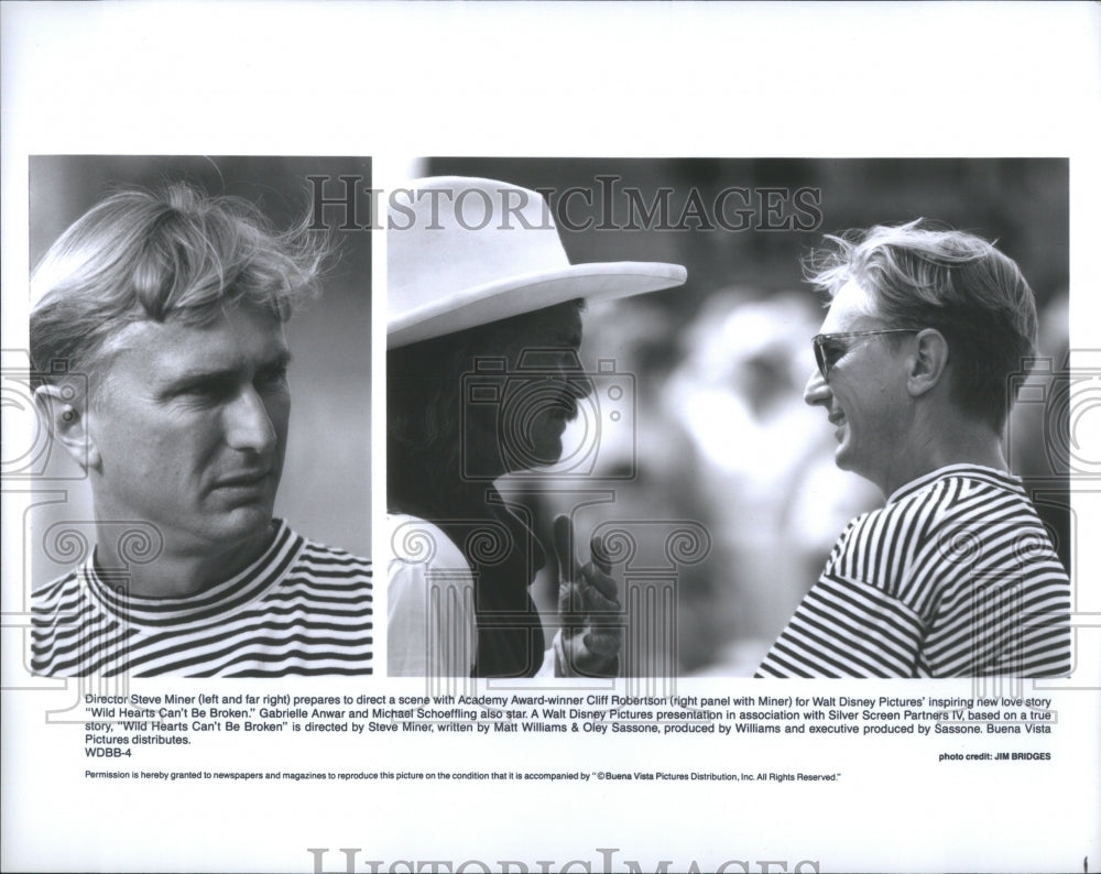 1991 Press Photo Director Steve Miner Cliff Roberston