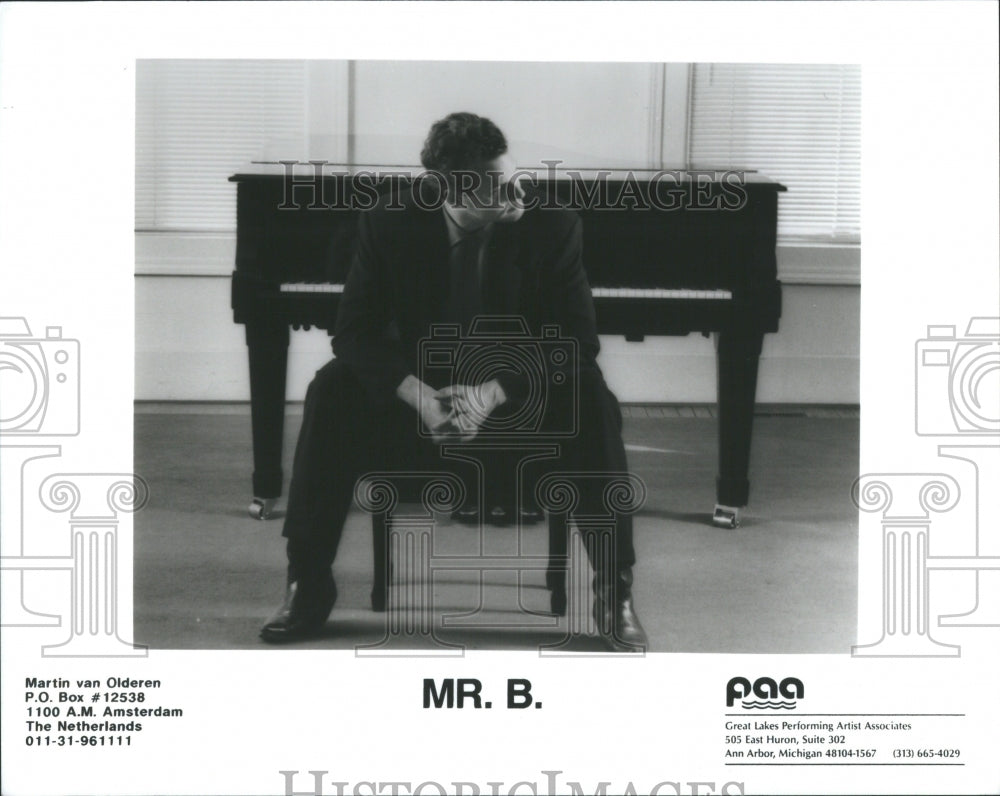 1993 Press Photo MR.B. sitting piano