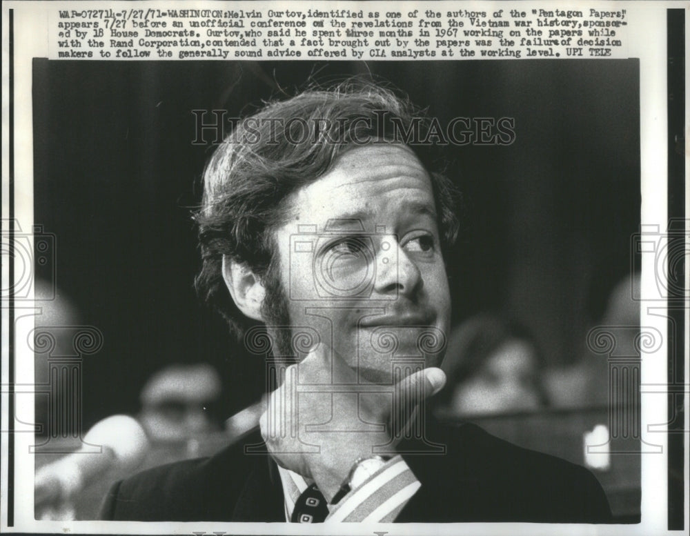 1971 Press Photo Melvin Gurtov Author Pentagon Papers