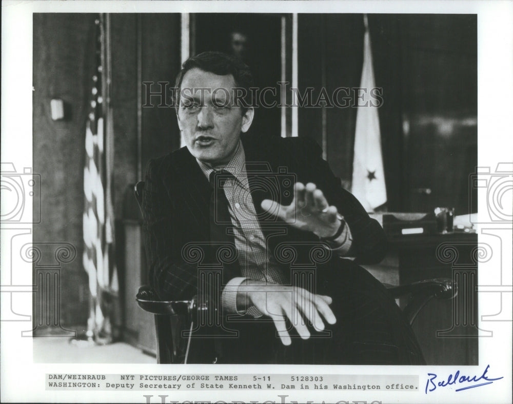 1983 Press Photo Kenneth W Dam Deputy Secretary