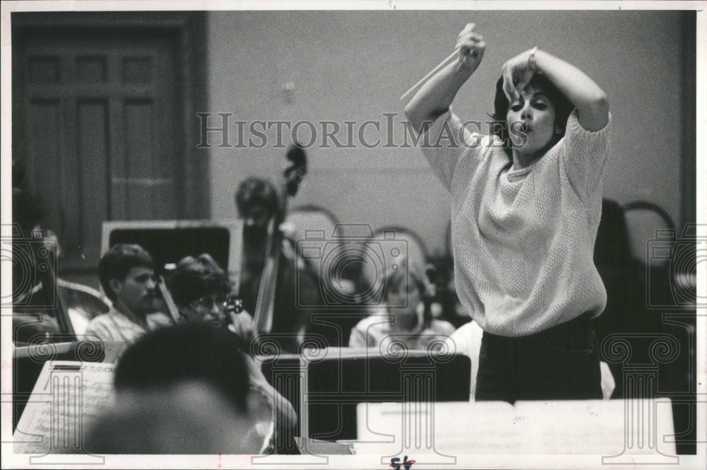 1987 Press Photo Falletta, Jo Ann