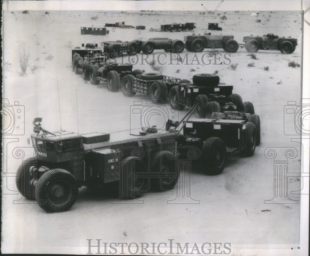 1963 Press Photo Army Desert Test:13-unit cargo carrier