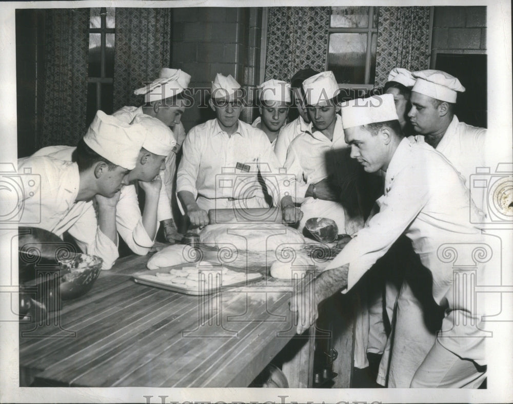 1950 Press Photo Ft Sheridan Food Service School Trains