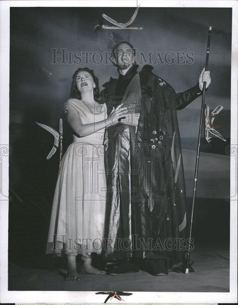 1955 Raymond Massey American Actor - Historic Images