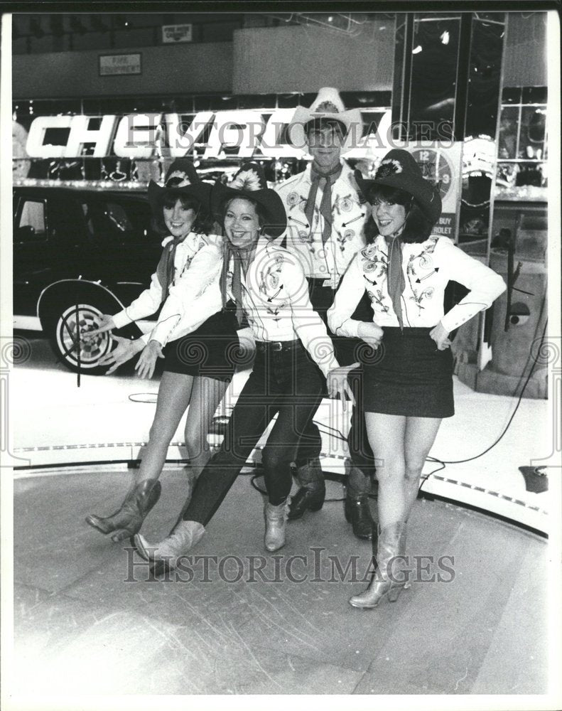 1981 Dance Chevrolet Dealership - Historic Images