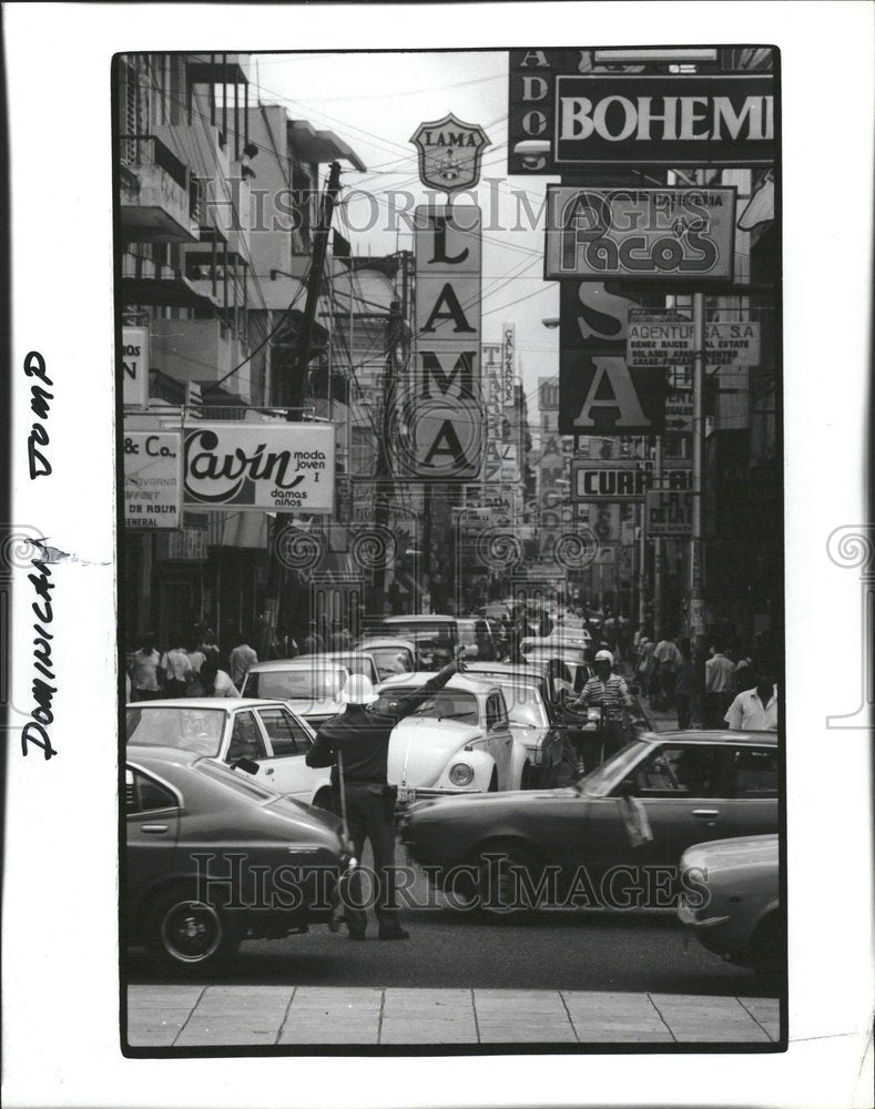 1985 Down Town Sanro Dominn Traffic Cop - Historic Images