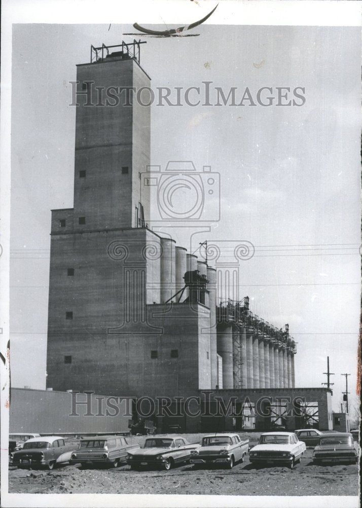 1964 Michigan Farm Bureau storage facility - Historic Images