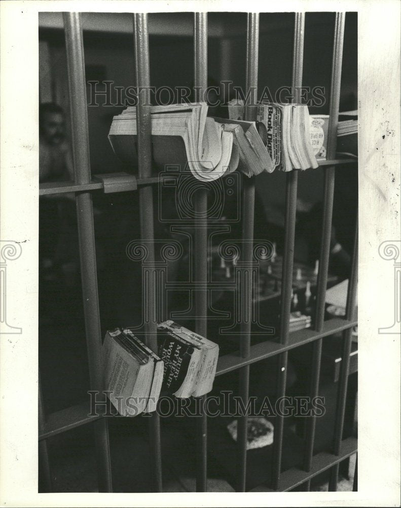 1980 Oakland County, Michigan County Jail - Historic Images