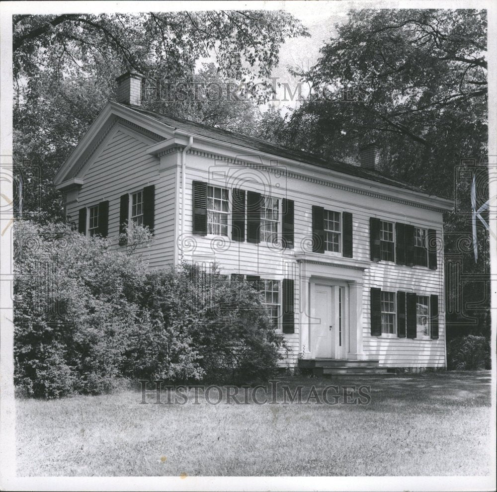 1966 Exterior of Caswell House 3150 N Adams - Historic Images