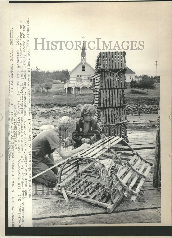 1974 Maine Kevin Ralph Repair Lobster - Historic Images