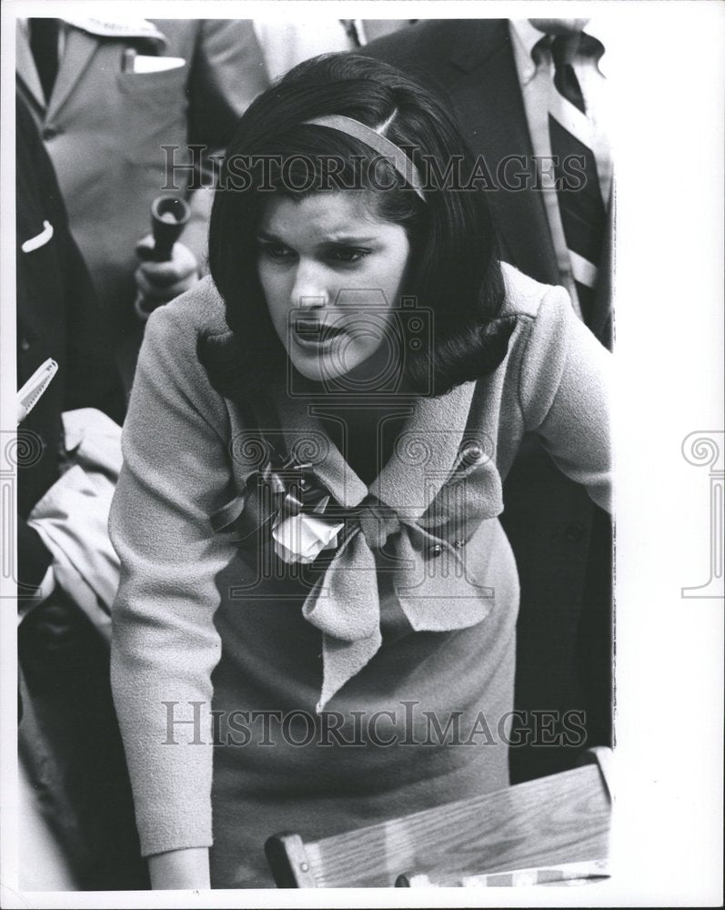 1964 Luci Baines Johnson LBJ Barbecue Detro - Historic Images