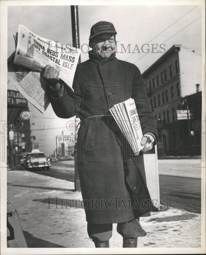 1955 Newsboys Stanley Schmidt Paper Bagley - Historic Images