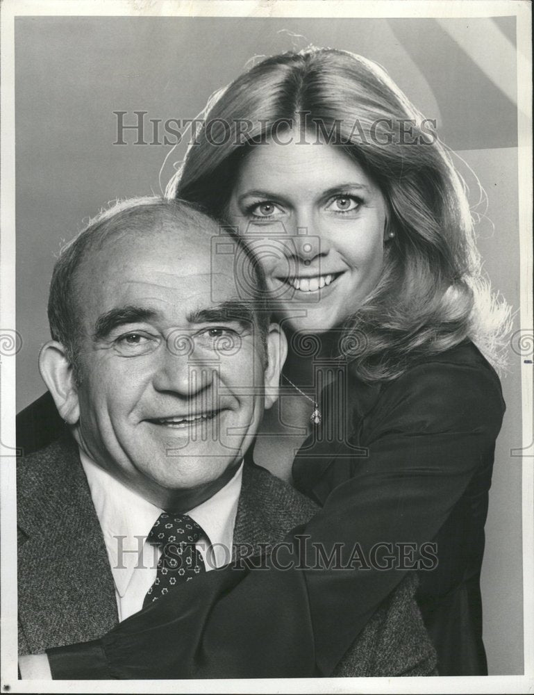 1981  Family Man Edward Asner Meredith Baxt - Historic Images