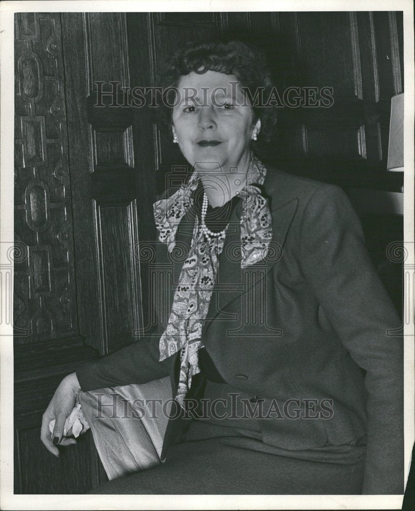 1945 Mrs Philips Newberry Detroit Society - Historic Images