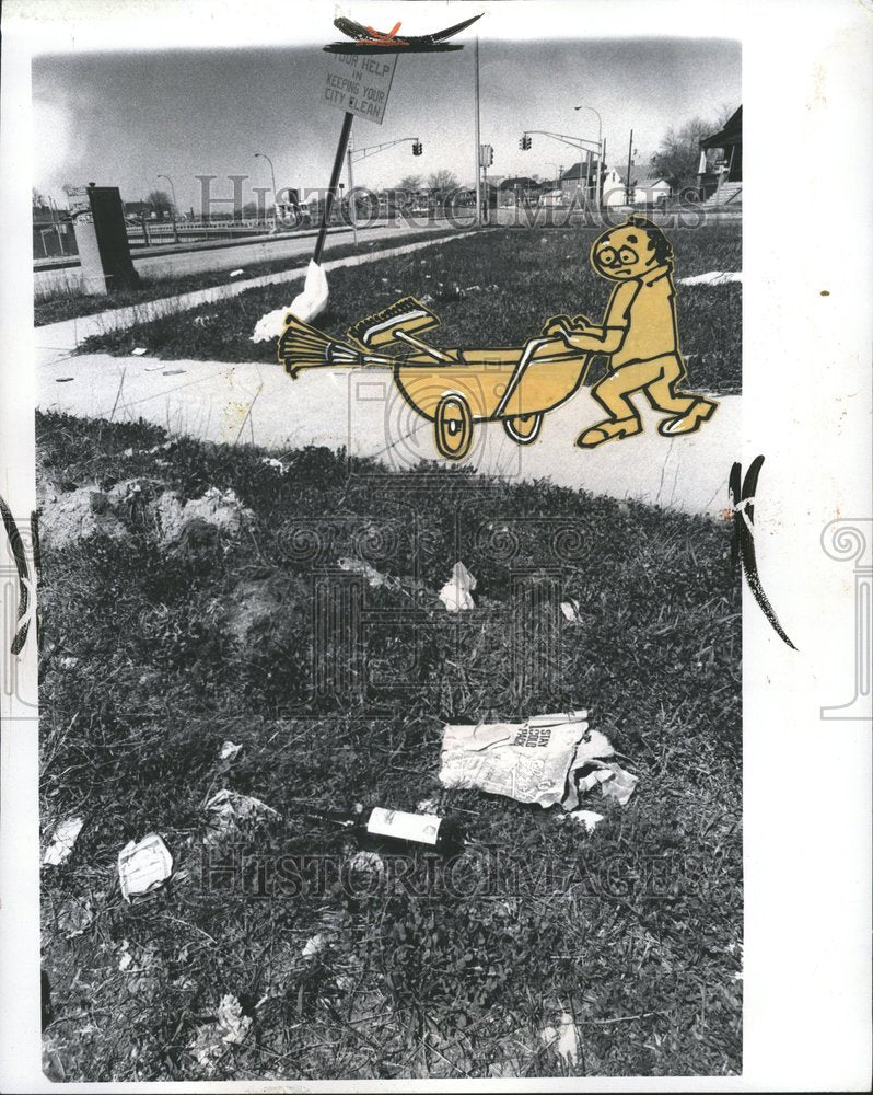 1974 Litter Ground Wrapper Container Paper - Historic Images