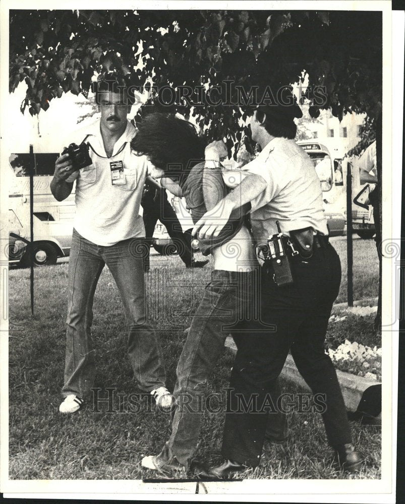 1980 Demonstrator @ Republican Convention - Historic Images