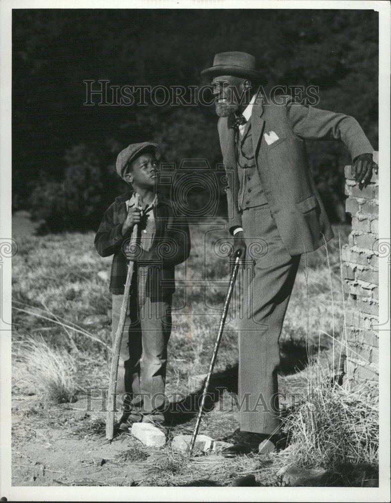 1981 Louis Mosset  Actor Golf Garden - Historic Images