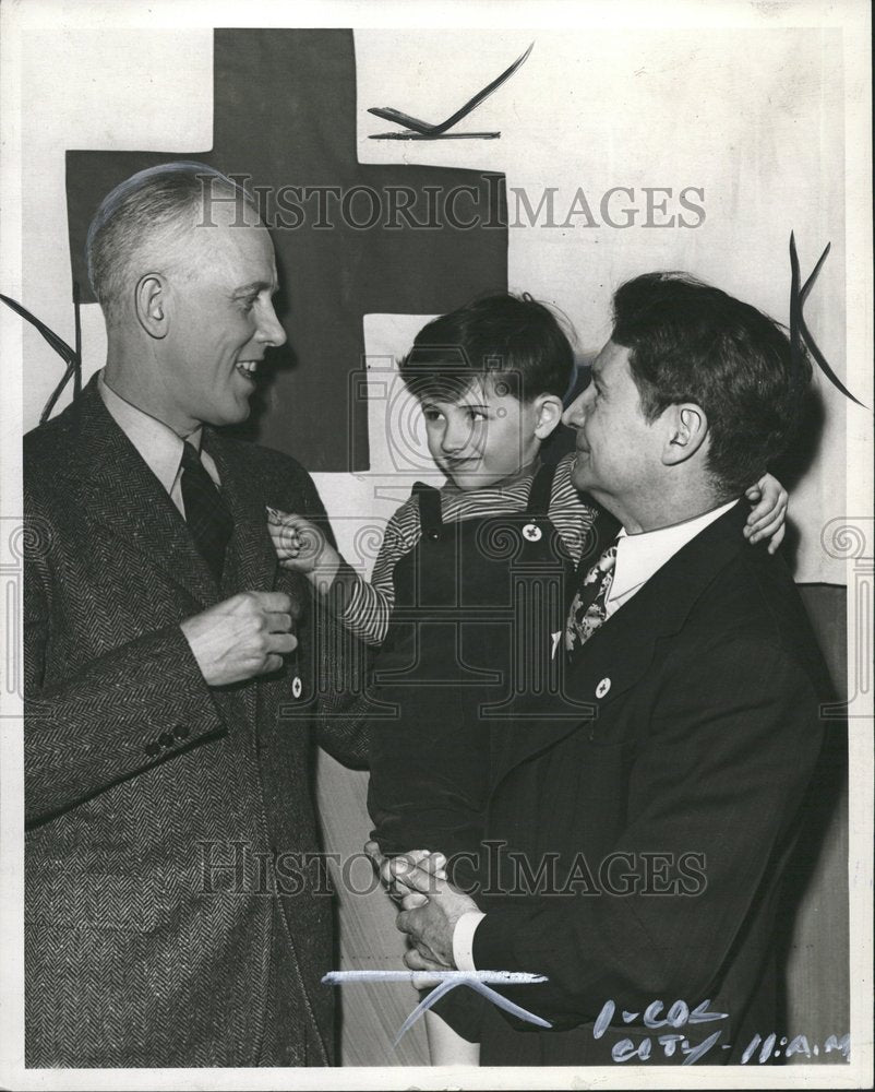 1943 Wendell Hall Singer Songwriter - Historic Images