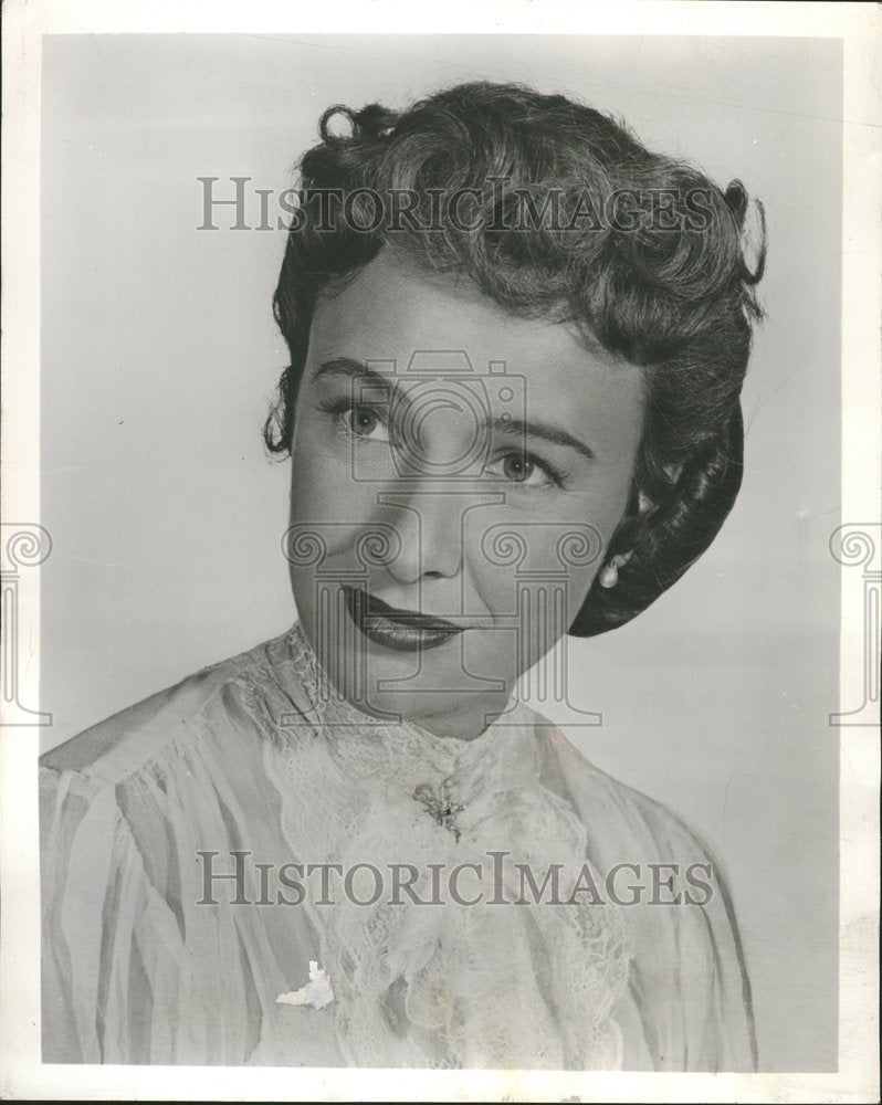 1957 Phyllis Thaxter - Historic Images