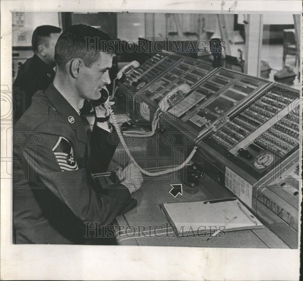 1962 Sgt. CL Bruce SAC Command Post Officer - Historic Images