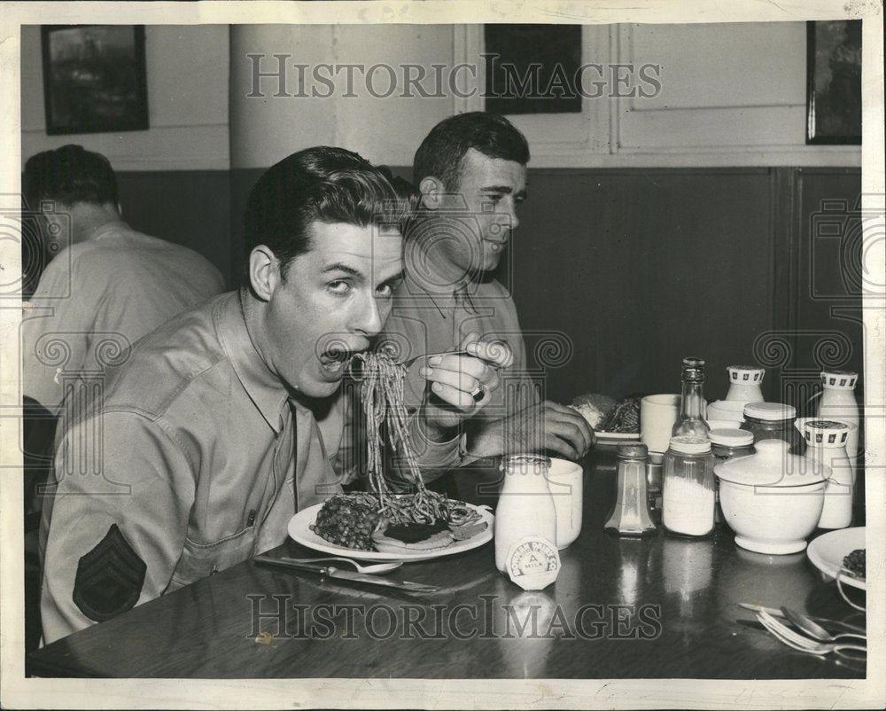 1941 Sgt. Richard Gieras night meal U.S. - Historic Images