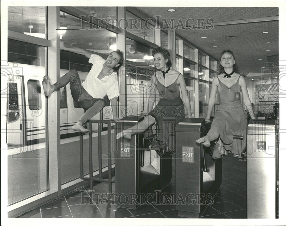 1987 Harbinger Dance Group Fundraiser - Historic Images