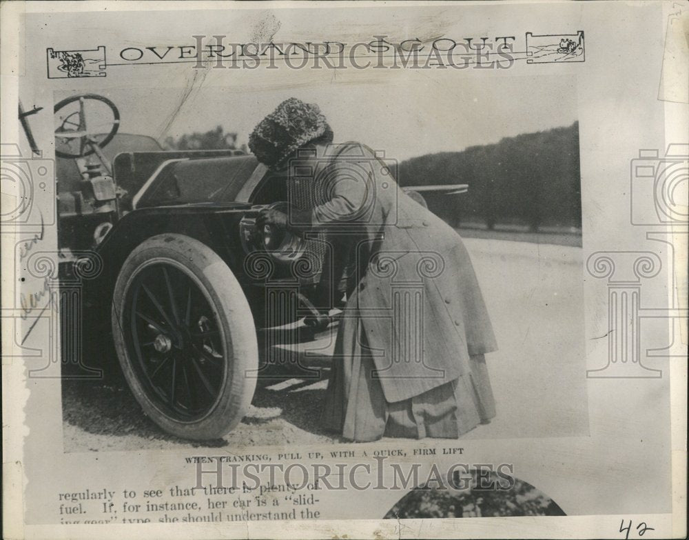 1934 Motorist Women Classic Automobile - Historic Images