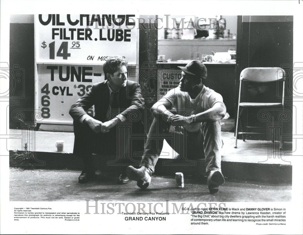 1991 Kevin Kline Danny Glover Grand Canyon - Historic Images