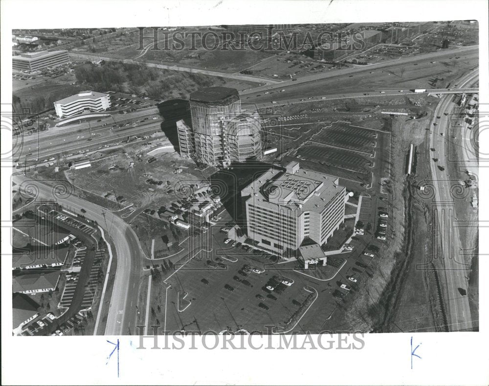 1989 Aerial View Embassy Hotel Southfield - Historic Images