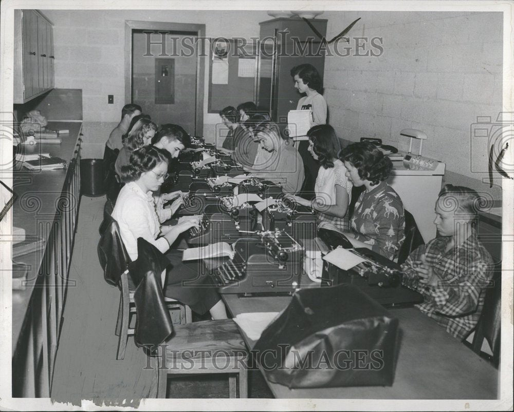 1949 Waterford Township High School Kitchen - Historic Images