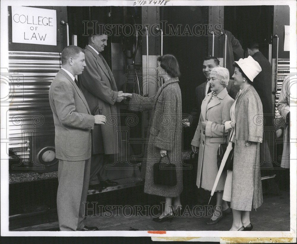 1959 Law Students Board Train Detroit MI - Historic Images