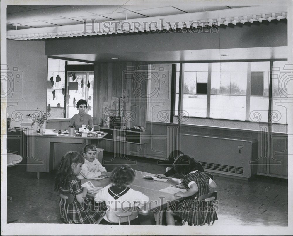 1959 Kindergarten Ewell Elementary School - Historic Images