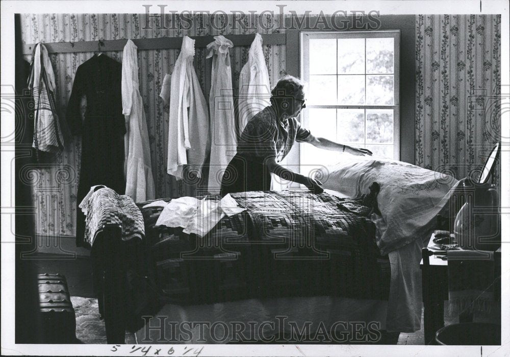 1965 Traditional Bedroom Decor Waterloo, MI - Historic Images