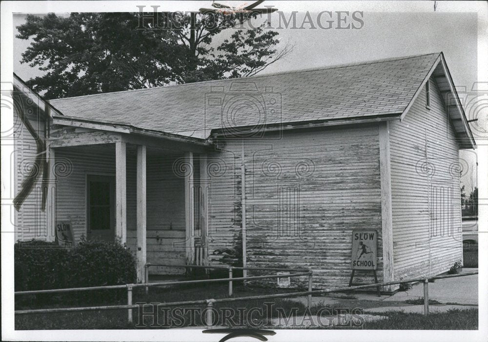 1966 Old Cooper School - Historic Images