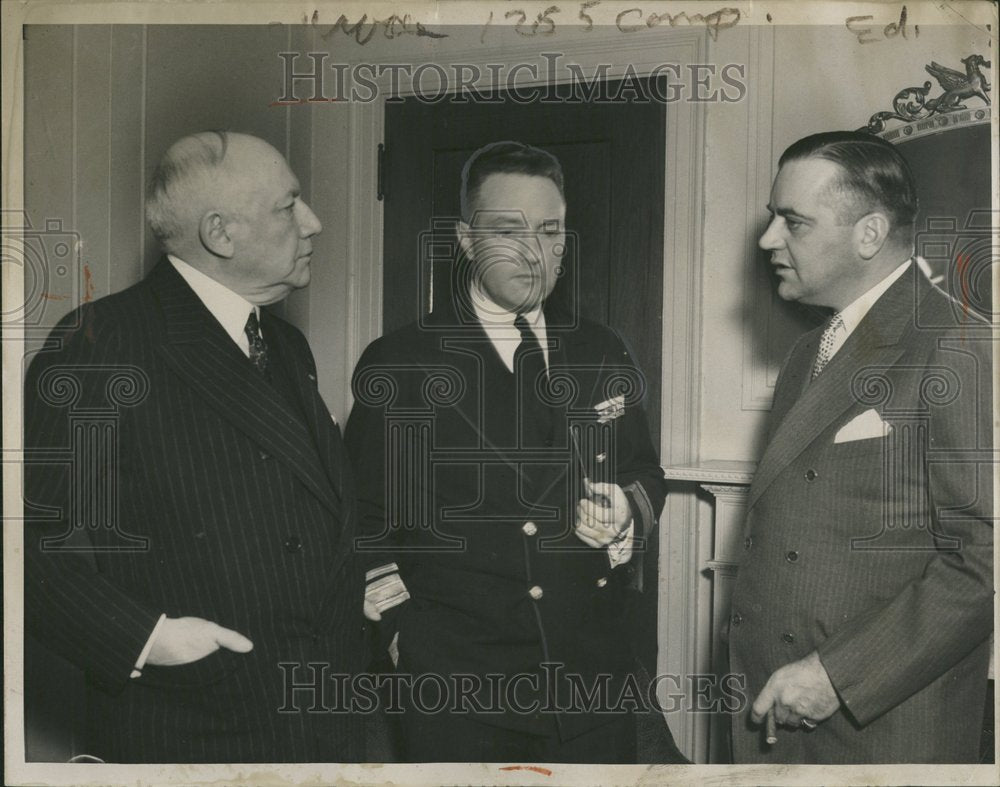 1935 PWA Fitzsimmons &amp; Admiral Richard Byrd - Historic Images