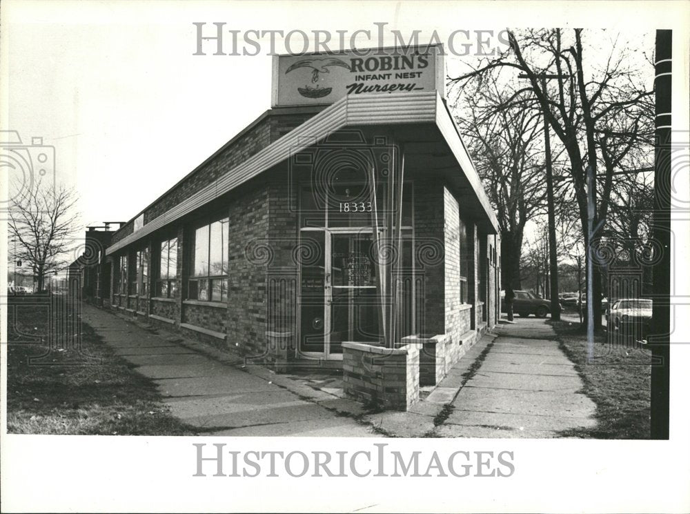 1981 Sleep Nurseries Little Space Room - Historic Images