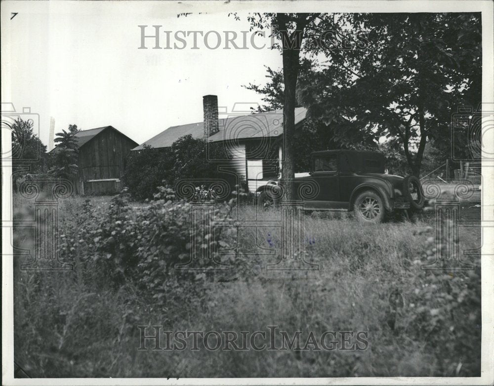 1958 Roils Farm House Car Coop Body - Historic Images