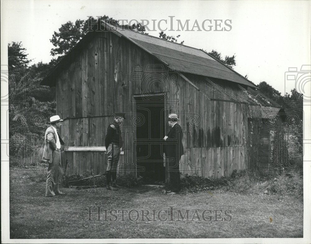 1938 Augustus Roil Chicken Coop Murder Slai - Historic Images