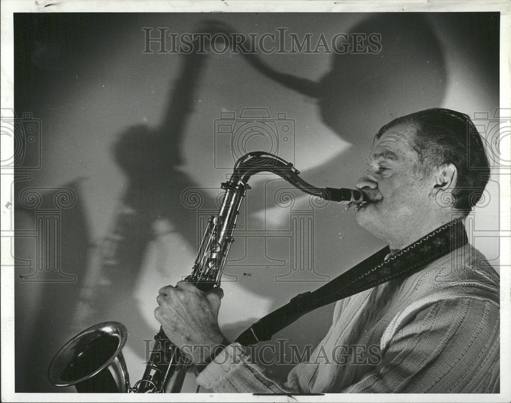 1981 George Nester Musician Saxophone - Historic Images