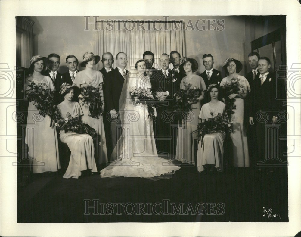 1932 Mr Mrs John Fennes New Combt Wedding - Historic Images