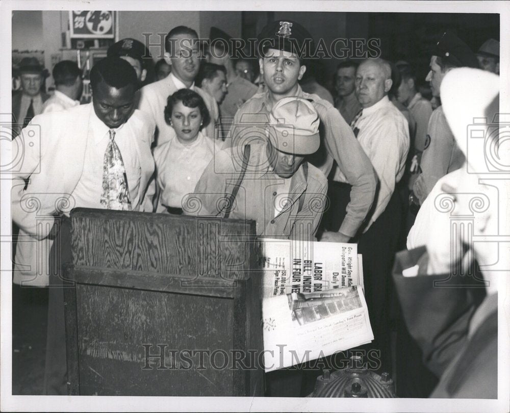 1950 News PapersPolice Watch Izzy Berenn - Historic Images